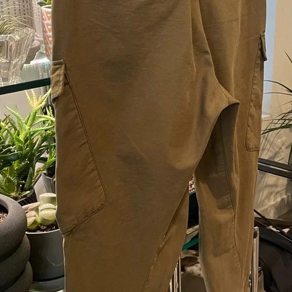 rag & bone Woman’s Khaki Cargo Pants - Picture 7 of 7